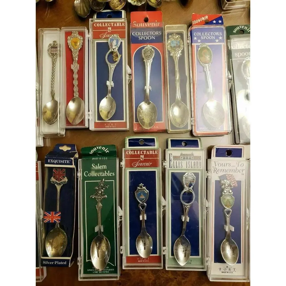 Collector Souvenir Spoon Collection Lot of 29 Silverstone USA State Foreign